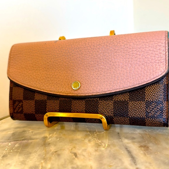 Louis Vuitton Handbags - Louis Vuitton Checkered Wallet with Pink Accent